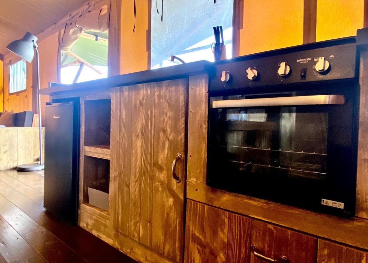 Florence Springs Glamping Gumfreston Zewnętrze zdjęcie